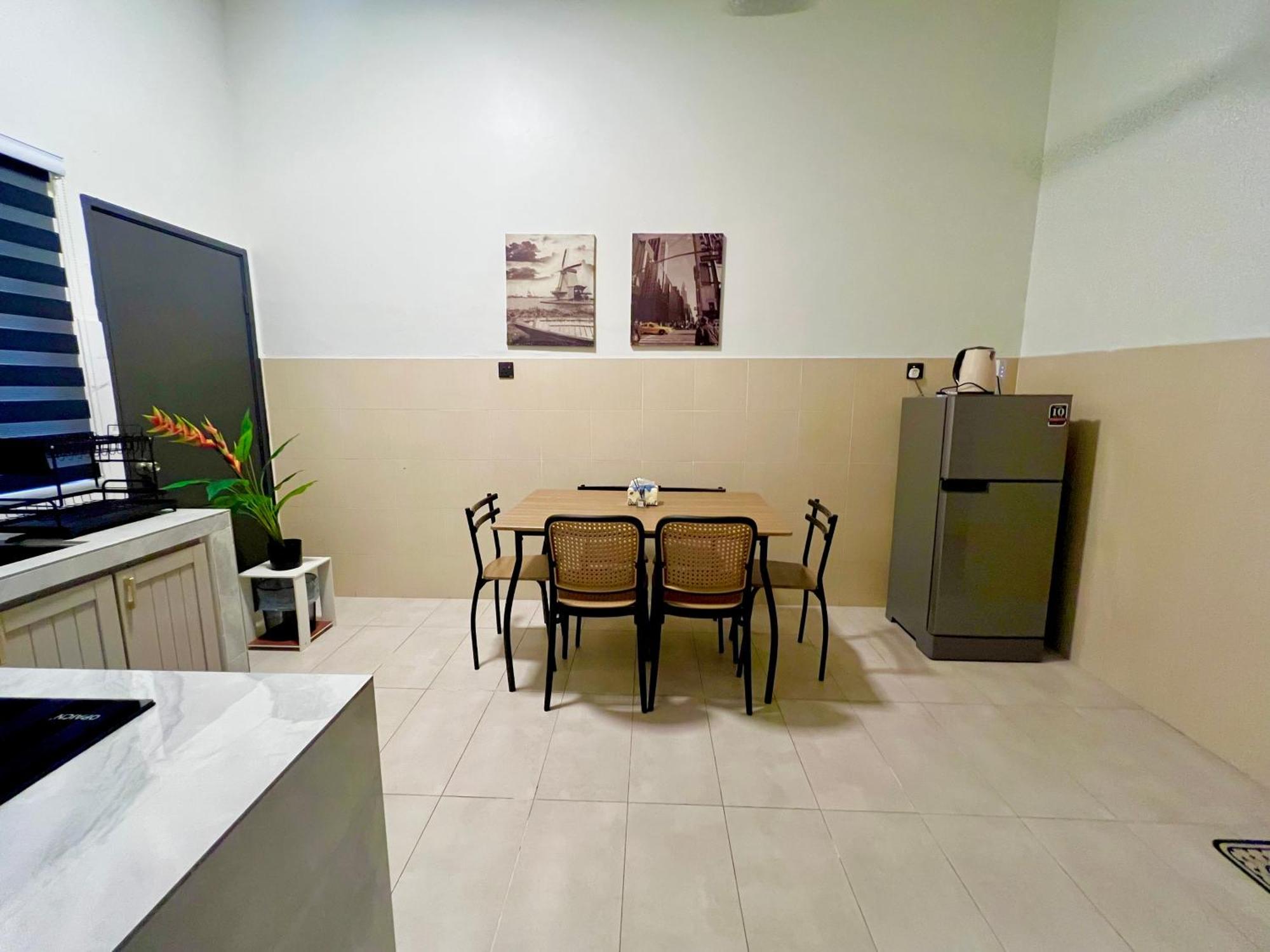 Quayside Cove Homestay - Corner House, Shah Alam Rimbayu Netflix Syok Tv Bbq Extérieur photo